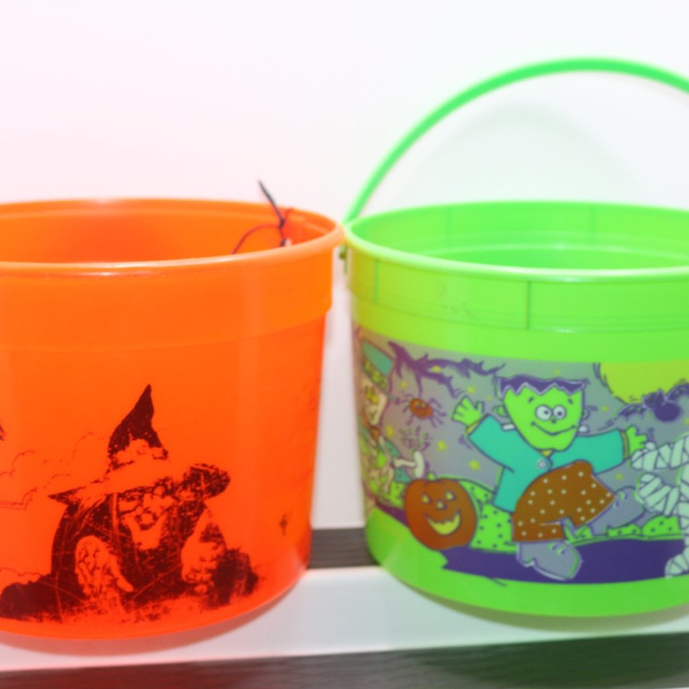 Vintage Shamrock Industries & Berrry Plastic Halloween Pumpkin Candy Pail Bucket